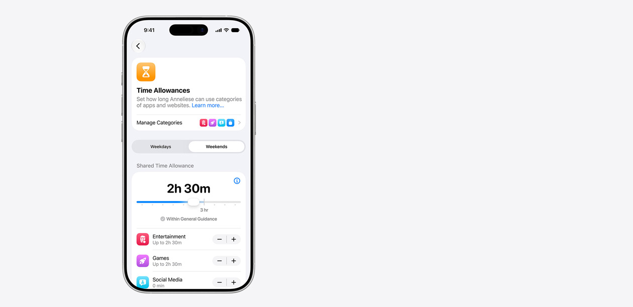 Gränssnittet för tidsbegränsning på en iPhone som visar en delad tidsbegränsning på två timmar och 30 minuter samt förslag på tidsbegränsningar för appkategorier som underhållning, spel och sociala medier.