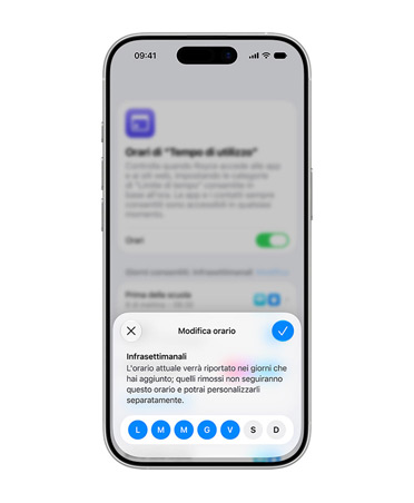 iPhone con l’interfaccia della funzione Orari di “Tempo di utilizzo” e l’invito a modificare il limite giornaliero in un account per bambini.