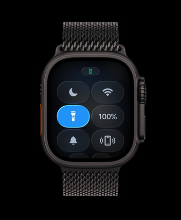 Apple Watch Ultra 3, crna boja, kućište od titanija, Kontrolni centar, tipka Svjetiljka, remen, narukvica Titianium Milanese, crna boja