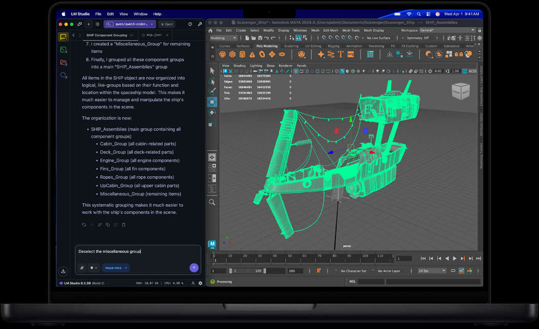 Pantalla de una MacBook Pro que muestra LM Studio y Autodesk Maya